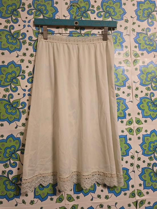 Olga Other - Vintage | Women's Cream Midi Slip Skirt with Lace Trim